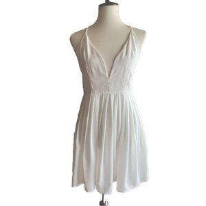 Lioness Nasty Gal Women's White Pleated Strappy Plunging Mini Dress Size M